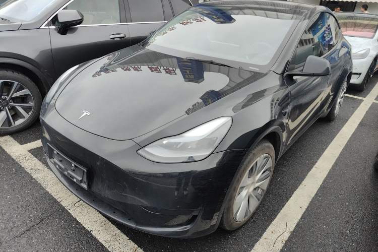 Used Tesla Model Y 2022 Rear-Wheel-Drive Version