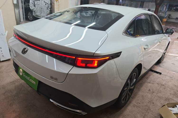 Used CHANGAN Eado 2025 Blue Whale 1.5T 500Bar Prestige Model Rear Right 45 Deg