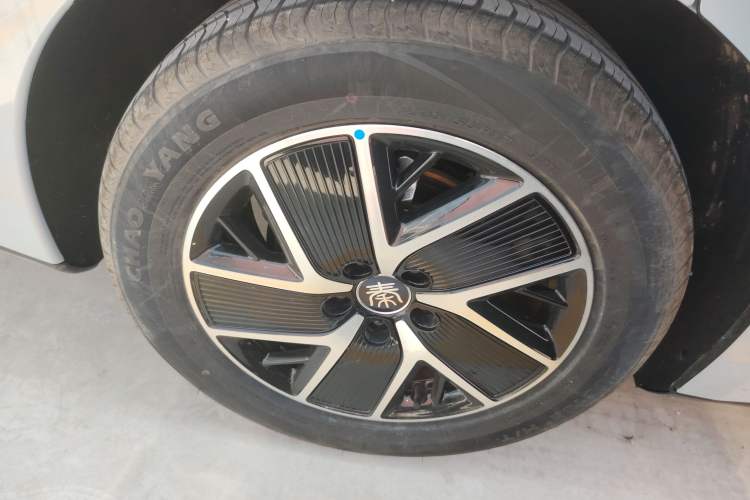 Used BYD Qin L 2025 DM-i Smart Drive 120KM Superior Model