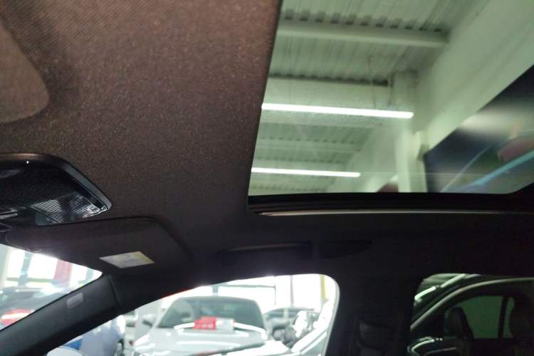 Used Lynk & Co 08 EM-P 2023 220km All-Wheel-Drive Performance Halo