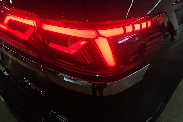 Used Volkswagen Teramont 2022 330TSI Two-Wheel-Drive Prestige Luxury Edition
