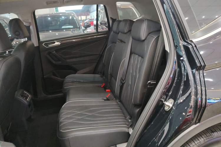 Used Volkswagen Tiguan L 2024 330TSI Automatic Two-Wheel Drive Smart Edition