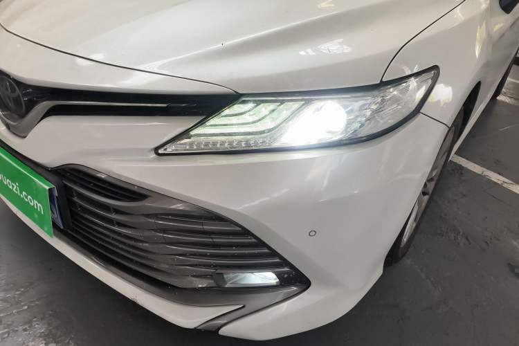 Used Toyota Camry 2018 2.0G Luxury Edition Left Front Headlight