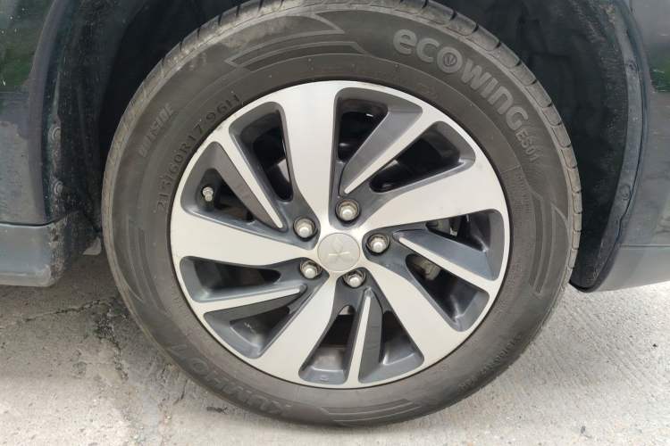 Used Mitsubishi ASX 2018 2.0L CVT Two-Wheel Drive Deluxe Edition