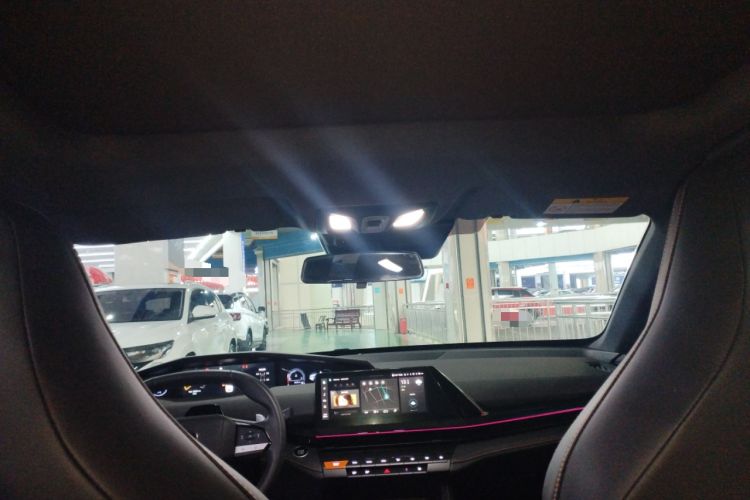 Used Changan UNI-V 2024 1.5T Prestige Edition