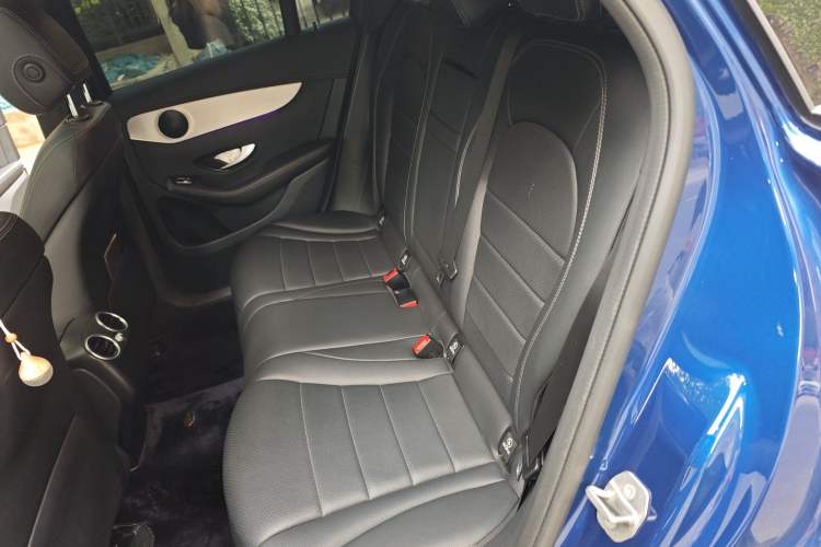 Used Mercedes-Benz GLC Coupe 2020 GLC 260 4MATIC Coupe SUV Left Rear Seat