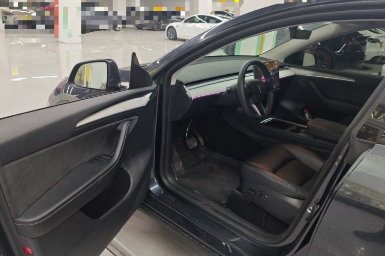 Used Tesla Model Y 2024 Rear-Wheel-Drive Version Driver Seat
