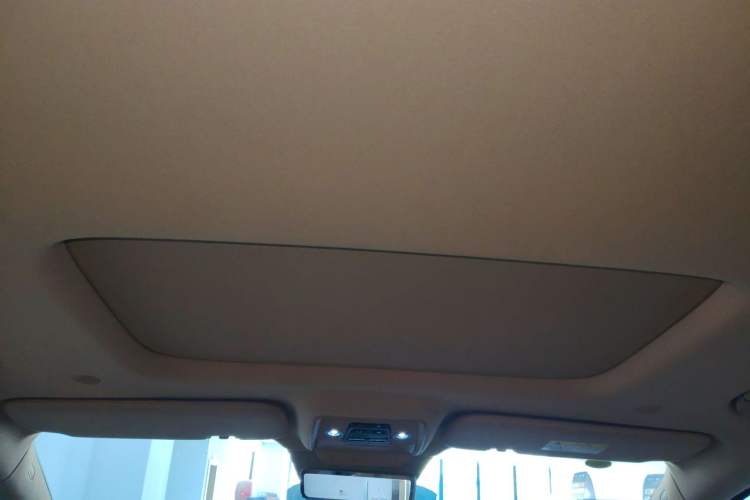 Used Denza D9 2025 DM-i Intelligent Drive 1020 Four-Wheel Drive Prestige Model
