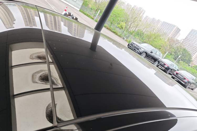 Used Mercedes-Benz E-Class New Energy 2024 E 350 e L Plug-in Hybrid Sedan Roof