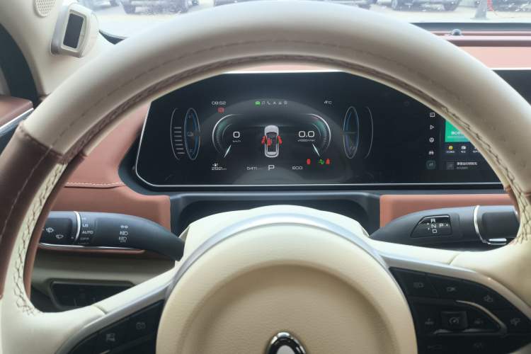 Used ORA Good Cat 2024 401 km Luxury Version 126 kW