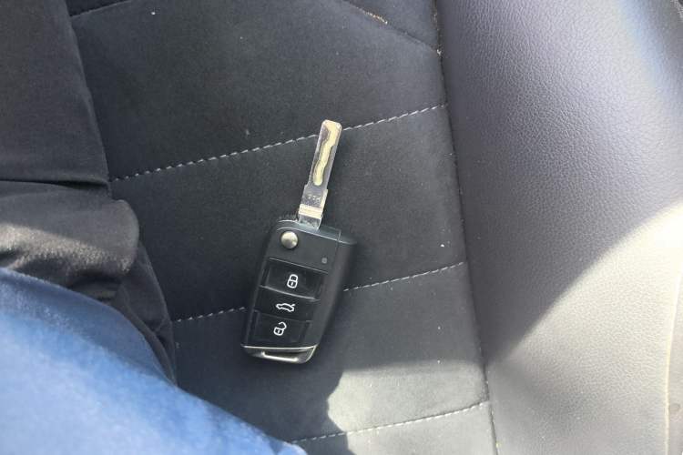 Used Volkswagen Golf 2018 230TSI Automatic Luxury Version
