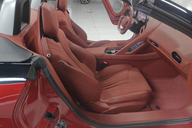 Used MG Cyberster 2024 501km Charming & Heartwarming Edition
