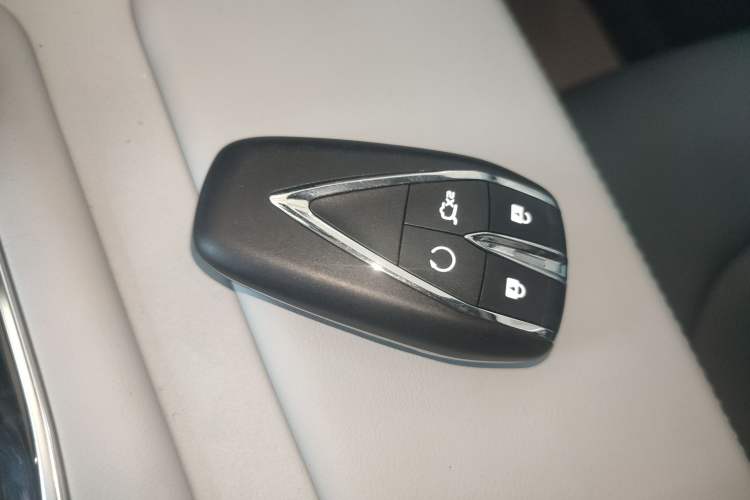 Used Changan UNI-Z 2025 500Bar PRO