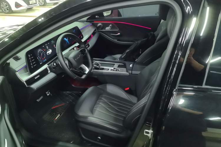 Used Chery Arrizo 8 2023 High-Performance Edition 2.0T DCT Powerfully Equipped
