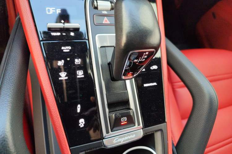 Used Porsche Cayenne E-Hybrid 2021 Cayenne E-Hybrid 2.0T