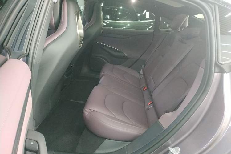 Used Xiaomi Auto SU7 2024 Rear-Drive Ultra-Long Range Advanced Pro-Level Intelligent Driving Version
