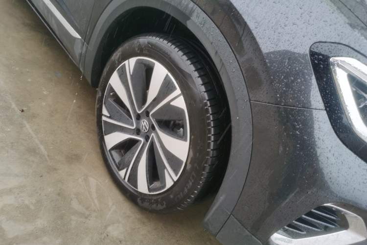 Used Volkswagen Talagon 2025 380TSI All-Wheel-Drive Luxury Jiajing Pro – Shared Edition 6 Seats Right Front Wheel Hub