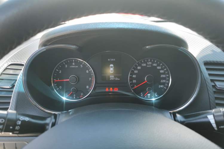 Used Kia K3 2015 1.6L Manual GL