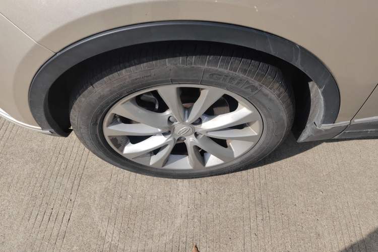 Used Geely Auto Emgrand GS 2016 Elegant Edition 1.8L Manual LingShang Model Left Front Wheel Hub