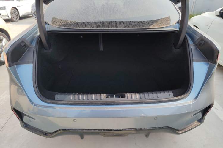 Used Lynk & Co 07 2024 EM-P 126 Long-Range Ultra