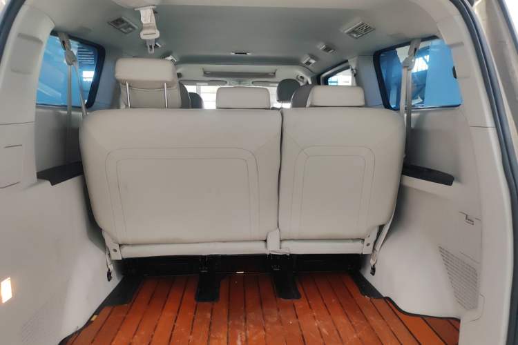 Used SAIC MAXUS G10 2016 2.0T Automatic Elite Edition