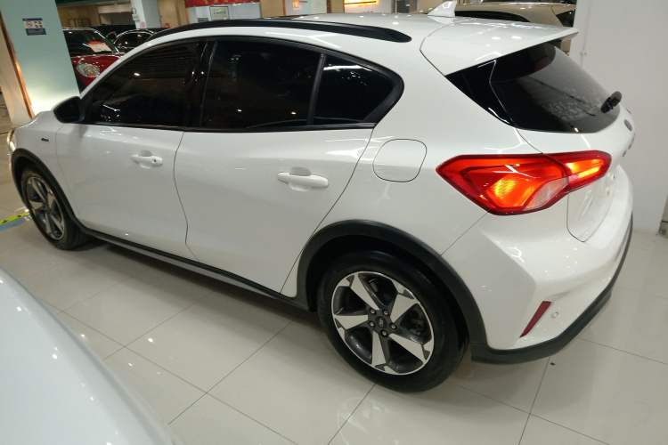 Used Ford Focus Active 2020 EcoBoost 180 Automatic Trendy Model
