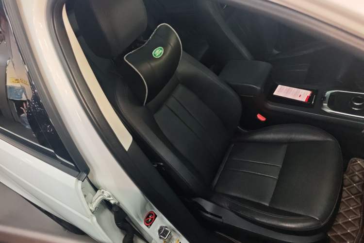 Used Land Rover Discovery Sport 2018 240 PS SE Version
