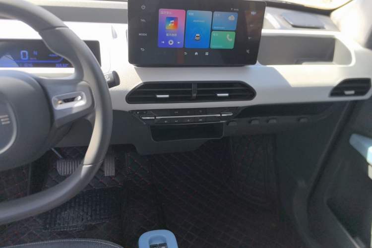 Used Geely Galaxy Panda 2023 Panda Mini 200km Endurance Bear