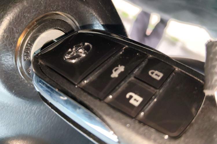 Used Toyota Reiz 2010 2.5S Fengdu Jinghua Edition