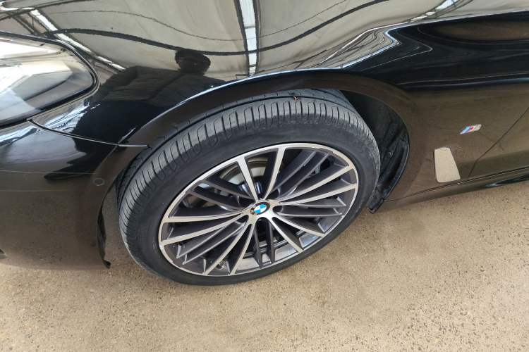 Used BMW 5 Series 2023 530Li Leading Model M Sport Package
