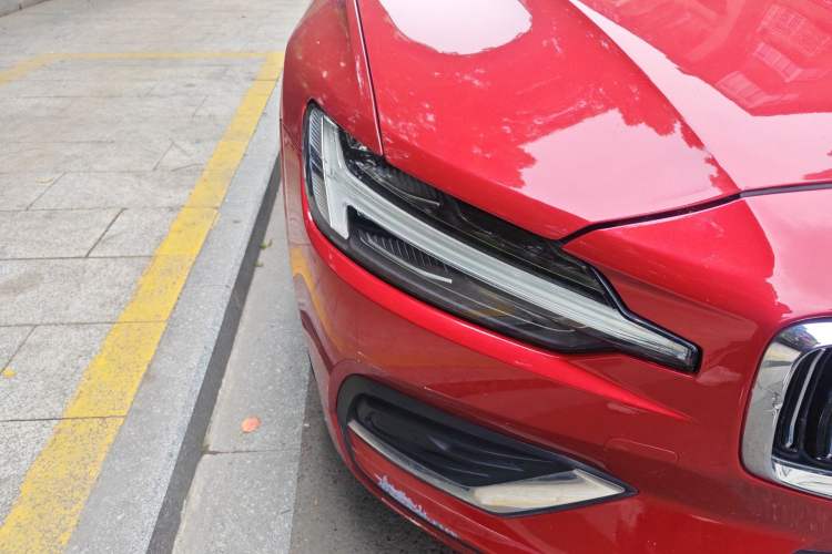 Used Volvo S60 2020 T4 Zhiyi Luxury Edition
