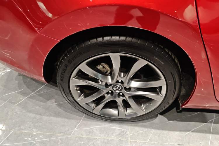 Used Mazda Atenza 2017 2.5L Blue Sky Prestige Edition Right Rear Wheel Hub