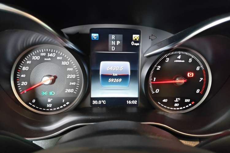 Used Mercedes-Benz C-Class 2017 Facelift C 200 L Sport Edition