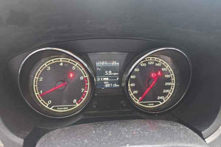 Used Bestune B30 2016 1.6L manual luxury version Instrument Cluster