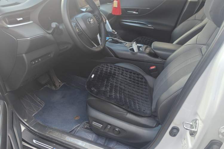 Used Toyota Venza 2022 2.0L CVT Two-Wheel Drive Prestige Edition