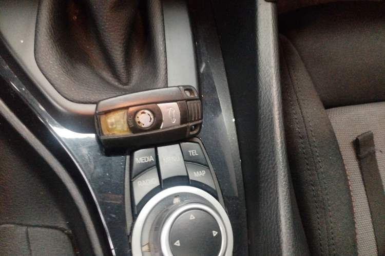 Used BMW X1 2013 sDrive18i Sport Design Package Vehicle Key