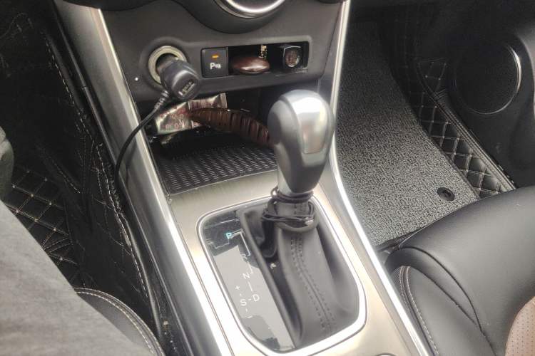 Used BYD Song 2018 1.5TID Automatic Smart Connect Prestige Model
