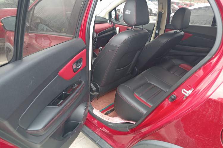 Used Haval H1 2015 1.5L AMT Luxury Model