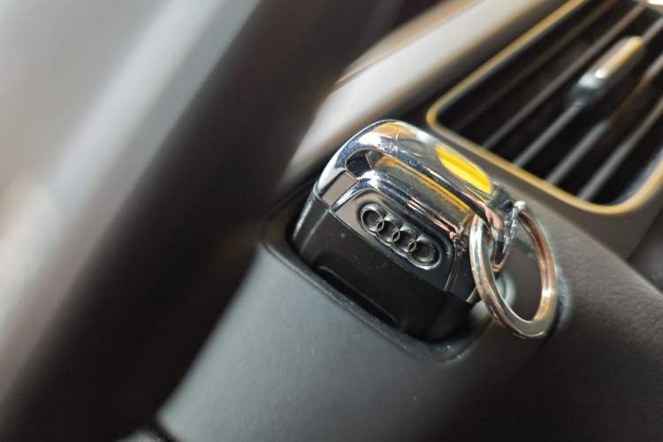 Used Audi A4L 2015 35 TFSI Automatic Comfort Model
