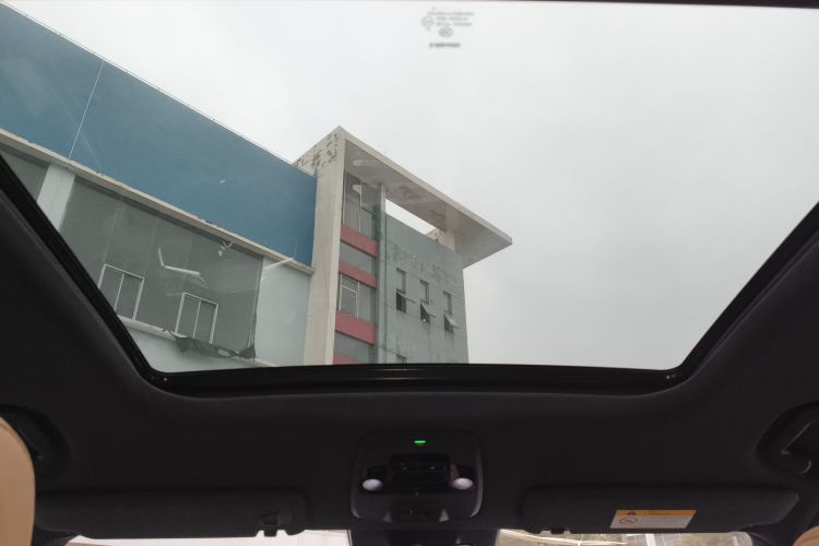 Used Nio ES6 2022 75 kWh Sport Edition Headliner