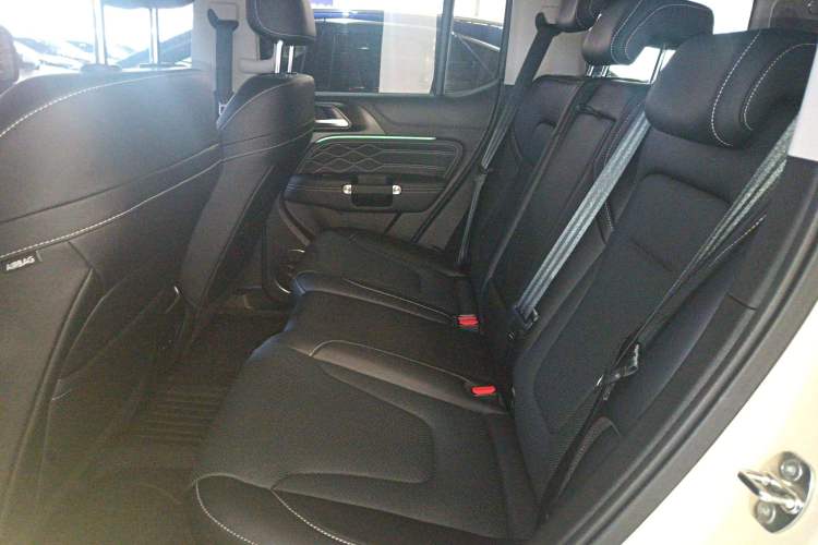 Used Tank 300 2025 2.0T Conqueror
