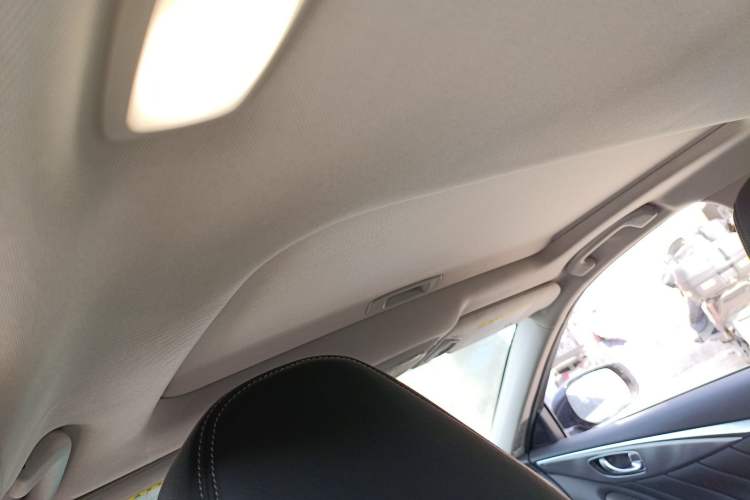 Used Infiniti Q50L 2016 2.0T Ambition Edition Headliner
