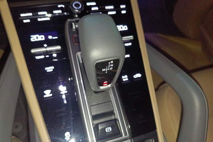 Used Porsche Cayenne 