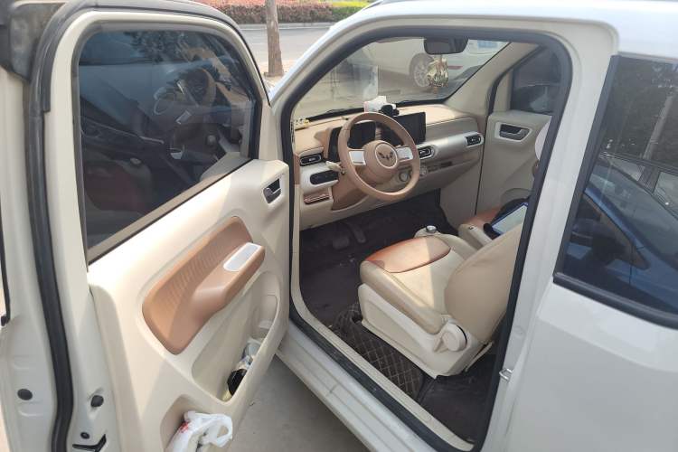 Used Wuling Hongguang MINIEV 2024 3rd Generation 215km Advanced Version Driver Seat