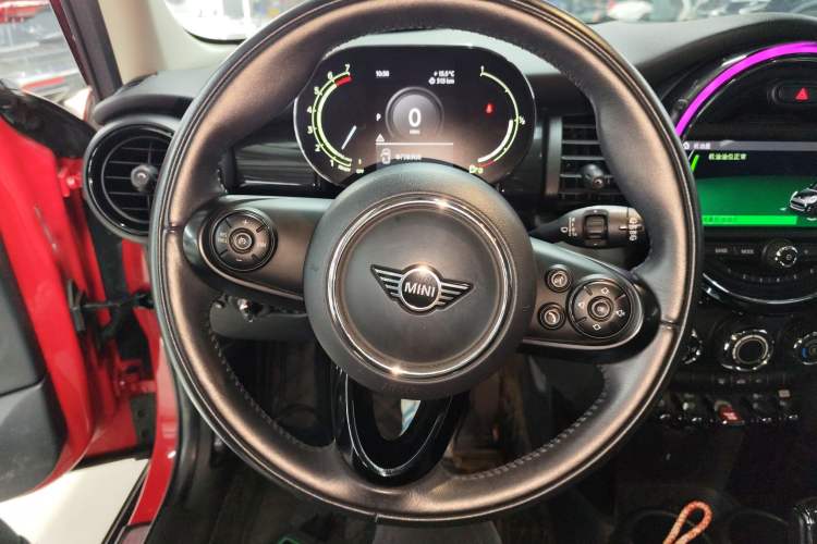 Used MINI 2021 1.5T COOPER Classic Edition Five-Door Version
