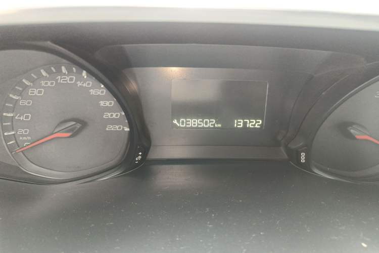 Used Peugeot 308 2018 1.6L Automatic Luxury Edition
