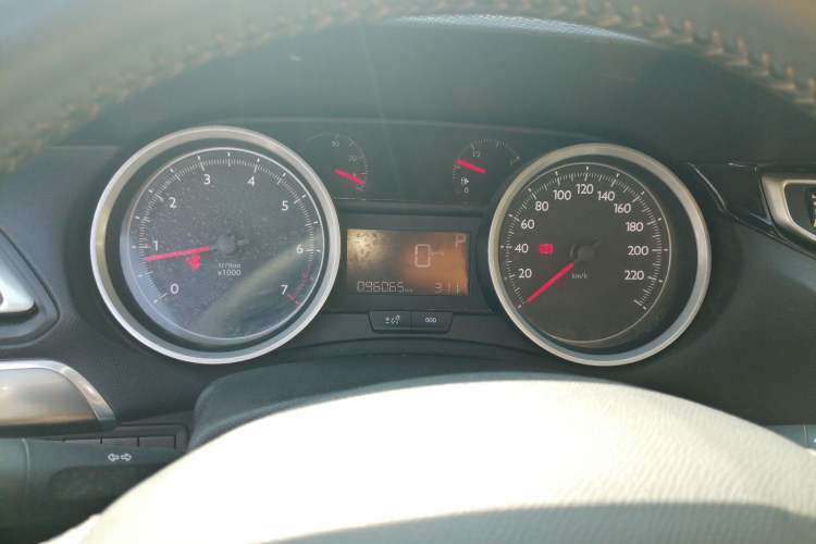 Used Peugeot 408 2014 1.8L Automatic Luxury Edition