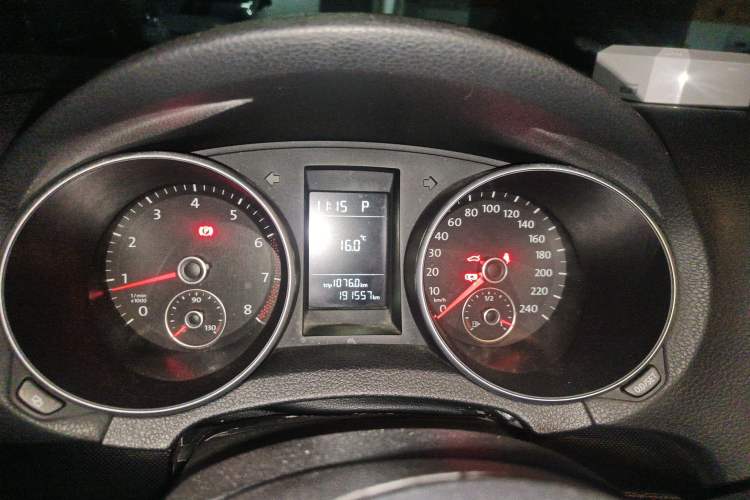 Used Volkswagen Golf 2012 1.4 TSI Automatic Comfort Edition Instrument Cluster