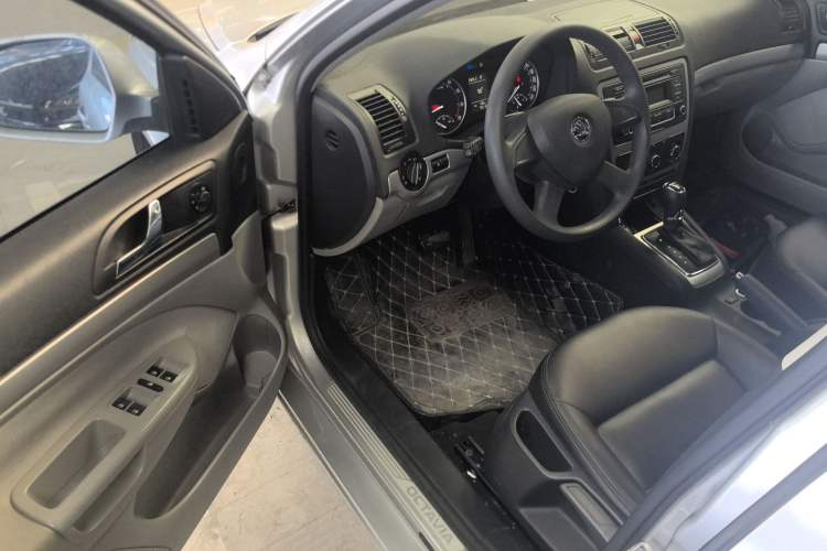 Used Skoda Octavia 2014 1.6L Automatic Yijie Edition
