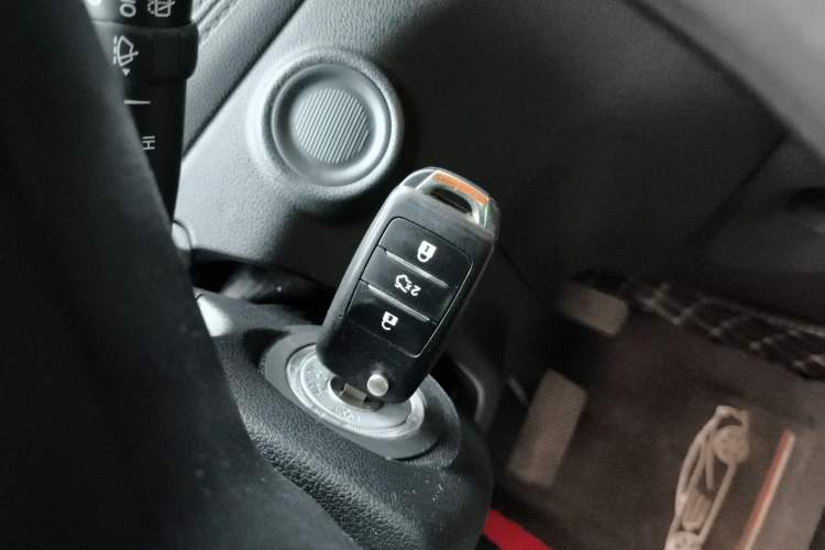 Used CHANGAN OSHAN COS5 2021 1.6L CVT Luxury Model Vehicle Key